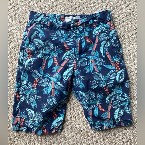 Old Navy Other - ❤️ 5/$15 Boys Old Navy board shorts 14